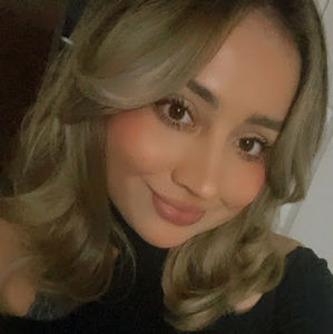 Meet your Posher, Fatima